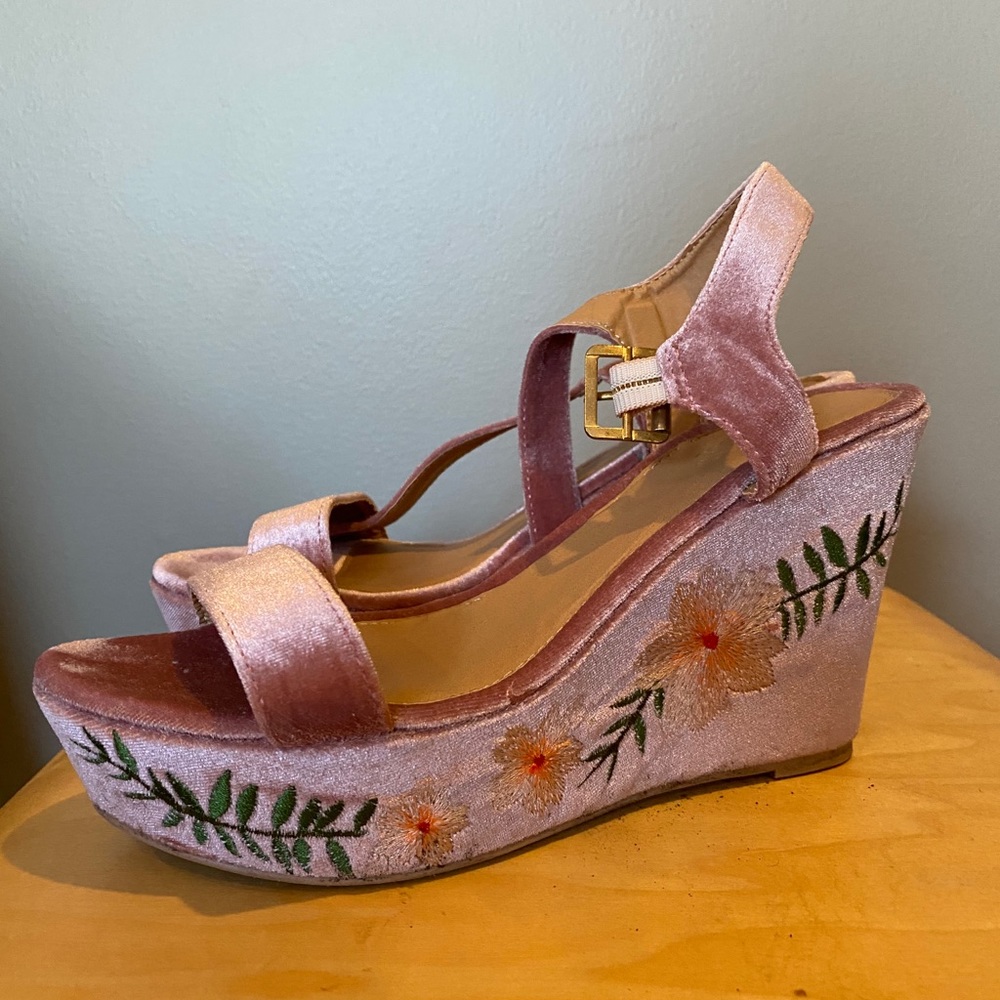 Charlotte Russe Velvet Pink Platform Wedges